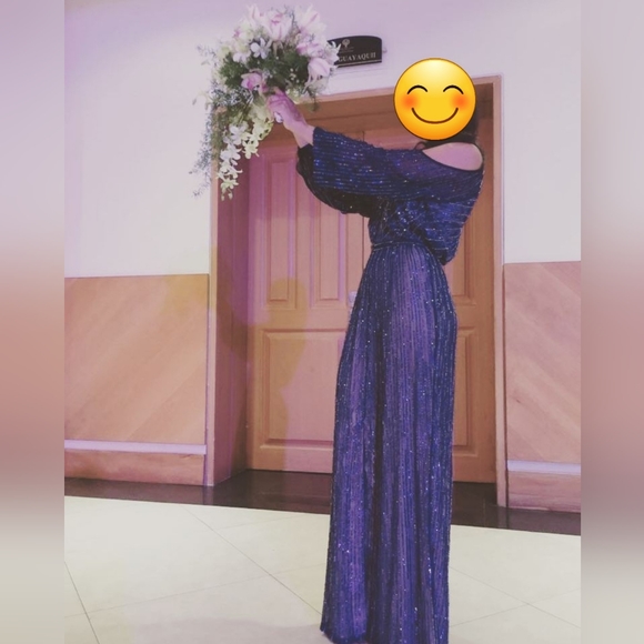 Parker Black Sequined / Embellished Cold- Shoulder Evening Dress, Blue, Size 0 - Picture 3 of 12